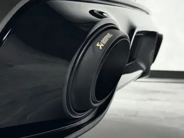 PORSCHE 911 Turbo S Cabriolet SportDesign Burmester AKRA