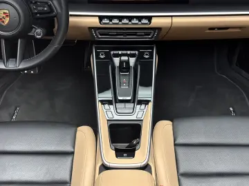 PORSCHE 911 Turbo S Cabriolet SportDesign Burmester AKRA