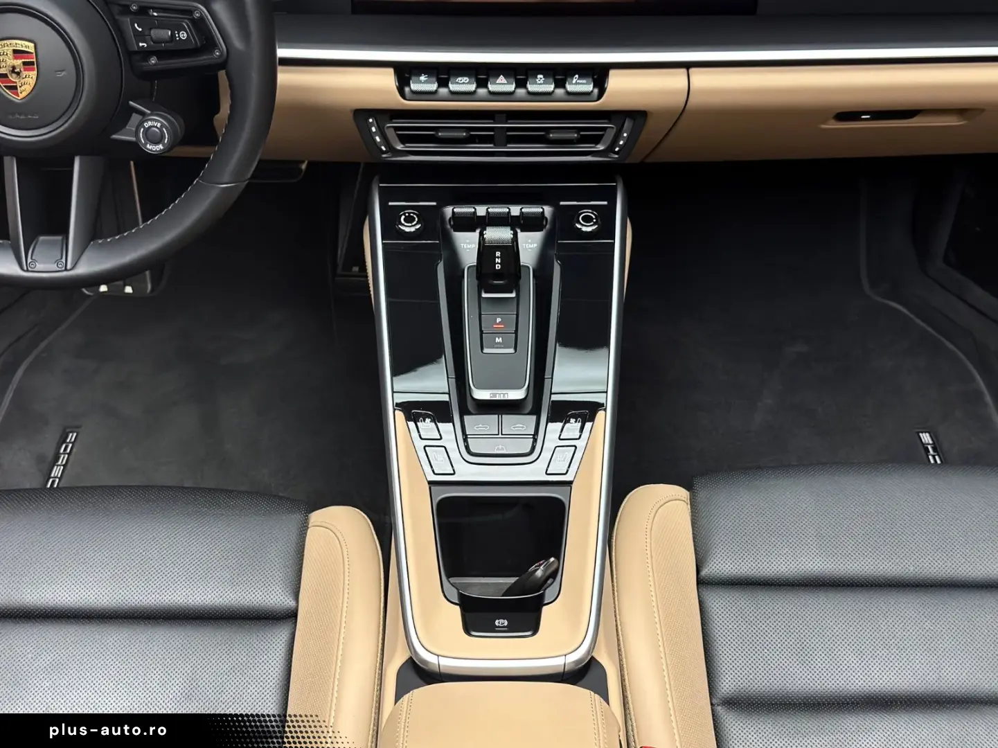 PORSCHE 911 Turbo S Cabriolet SportDesign Burmester AKRA