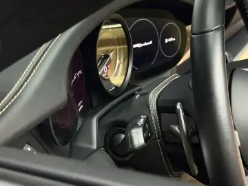 PORSCHE 911 Turbo S Cabriolet SportDesign Burmester AKRA