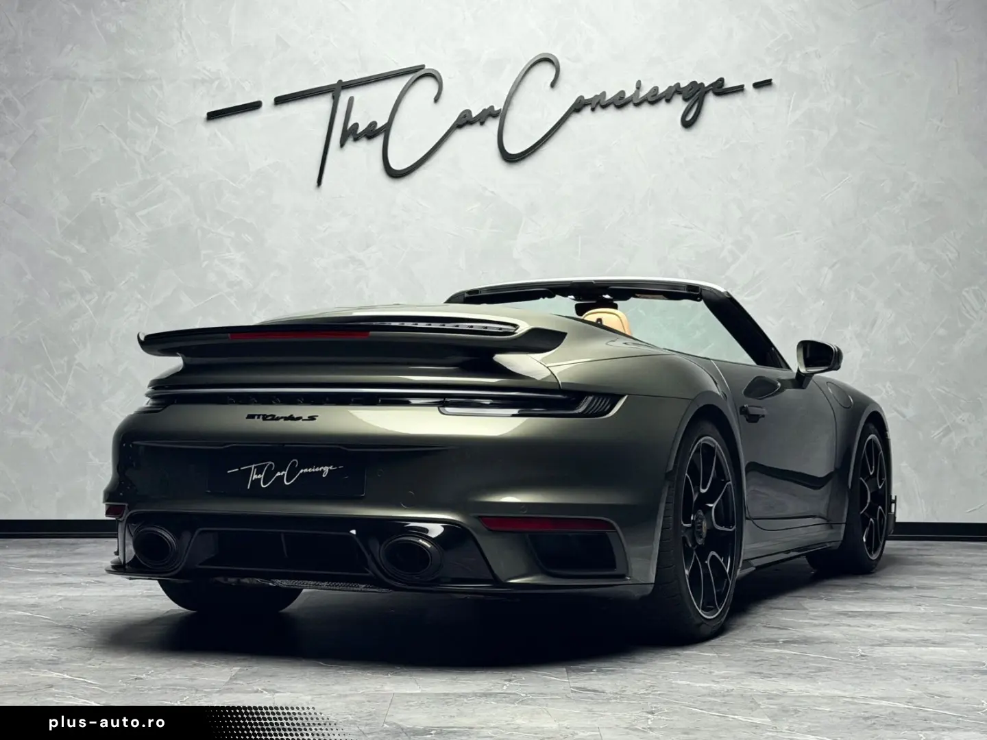 PORSCHE 911 Turbo S Cabriolet SportDesign Burmester AKRA