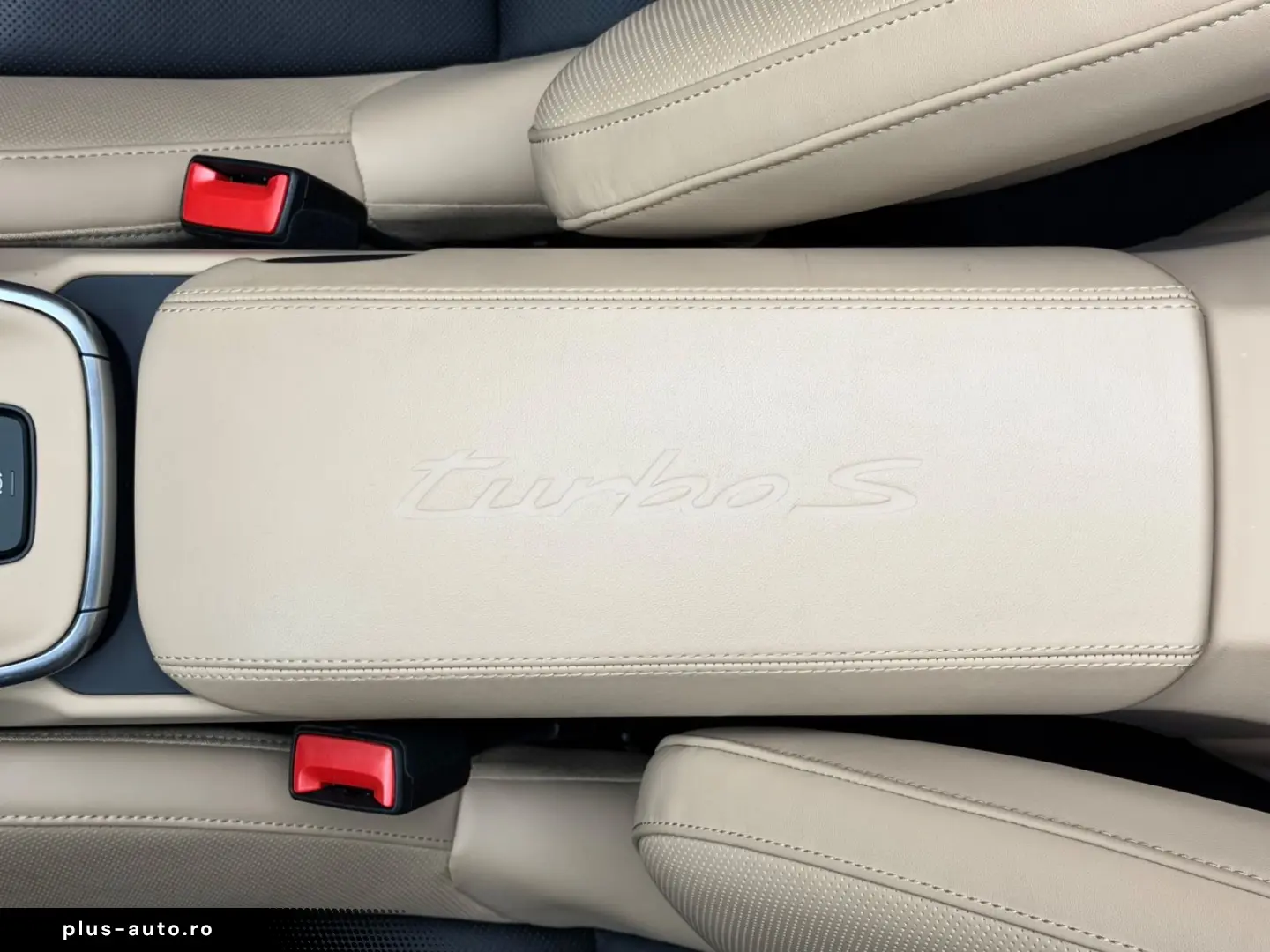 PORSCHE 911 Turbo S Cabriolet SportDesign Burmester AKRA