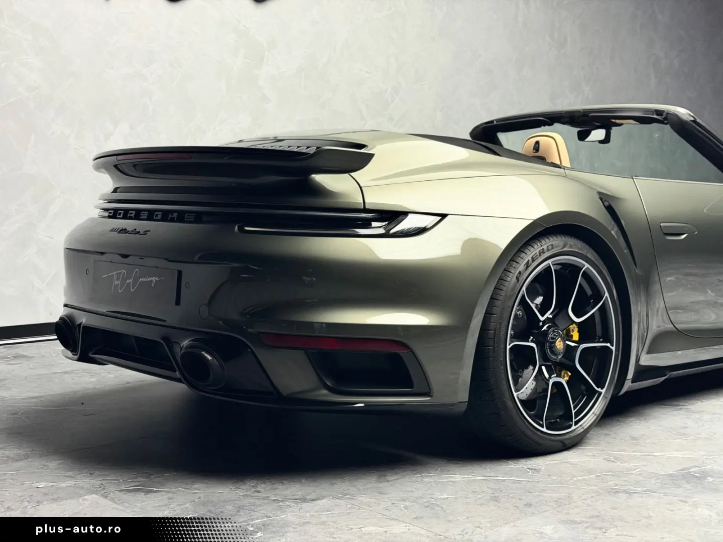 PORSCHE 911 Turbo S Cabriolet SportDesign Burmester AKRA