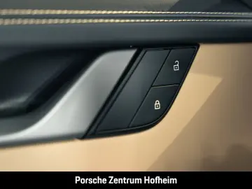 PORSCHE 992 911 Carrera 4S Cabrio HA-Lenkung LED-Matrix