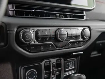 Jeep Wrangler Rubicon 2.0l T-GDI Ultd. Sky-One