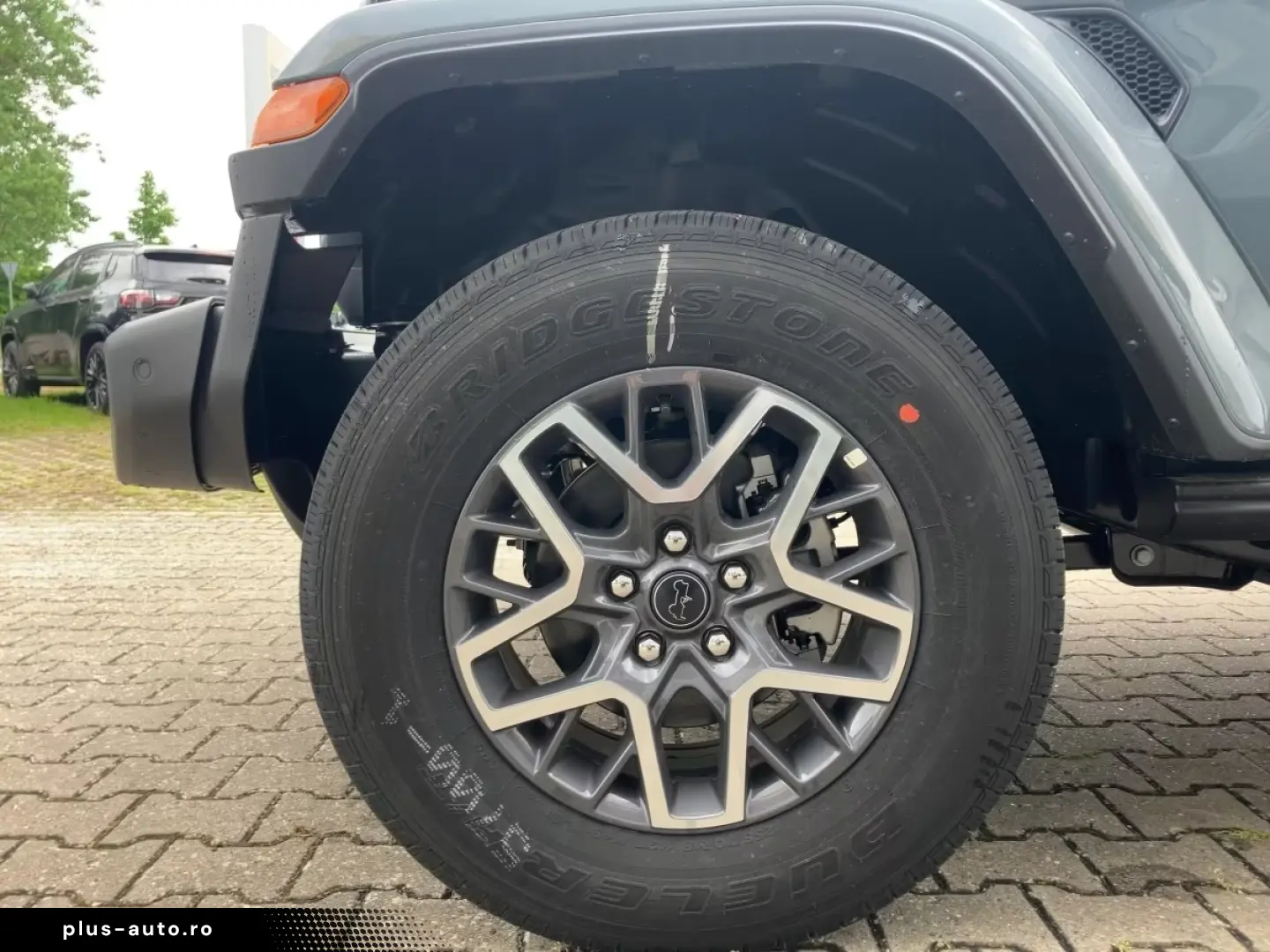 Jeep Wrangler MY24 Sahara 2.0l T-GDI 272PS 4x4