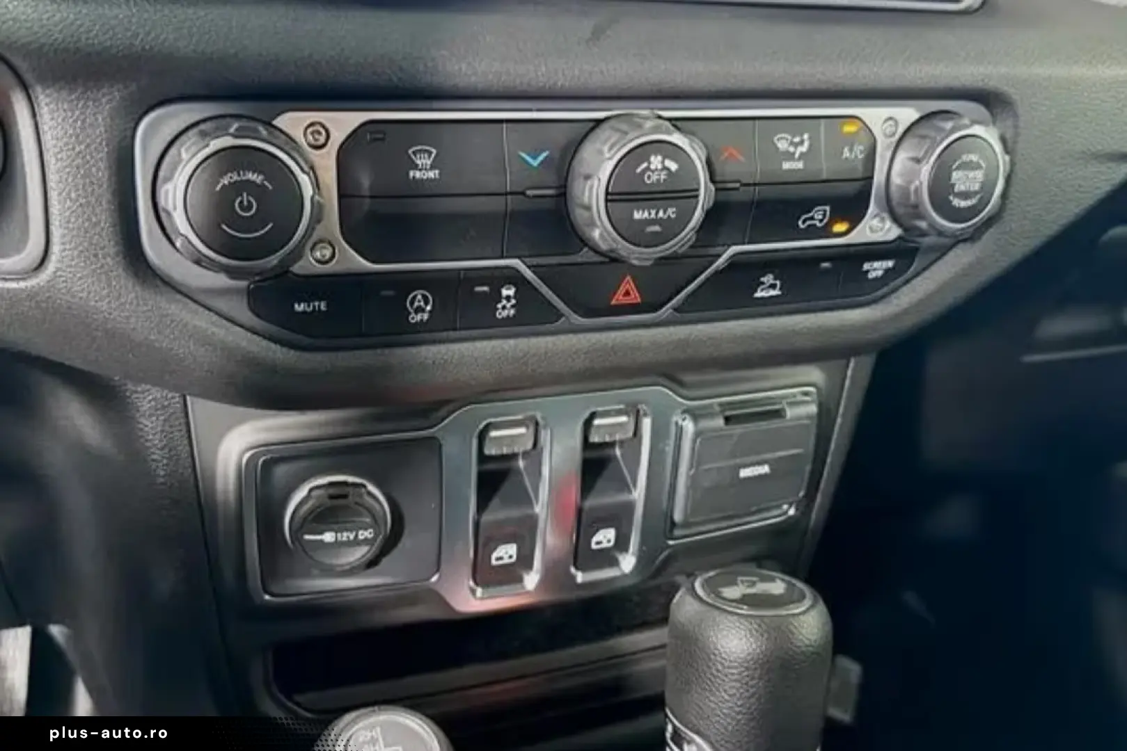 Jeep Wrangler Unlimited Sport 2.0T-GDI CarPlay