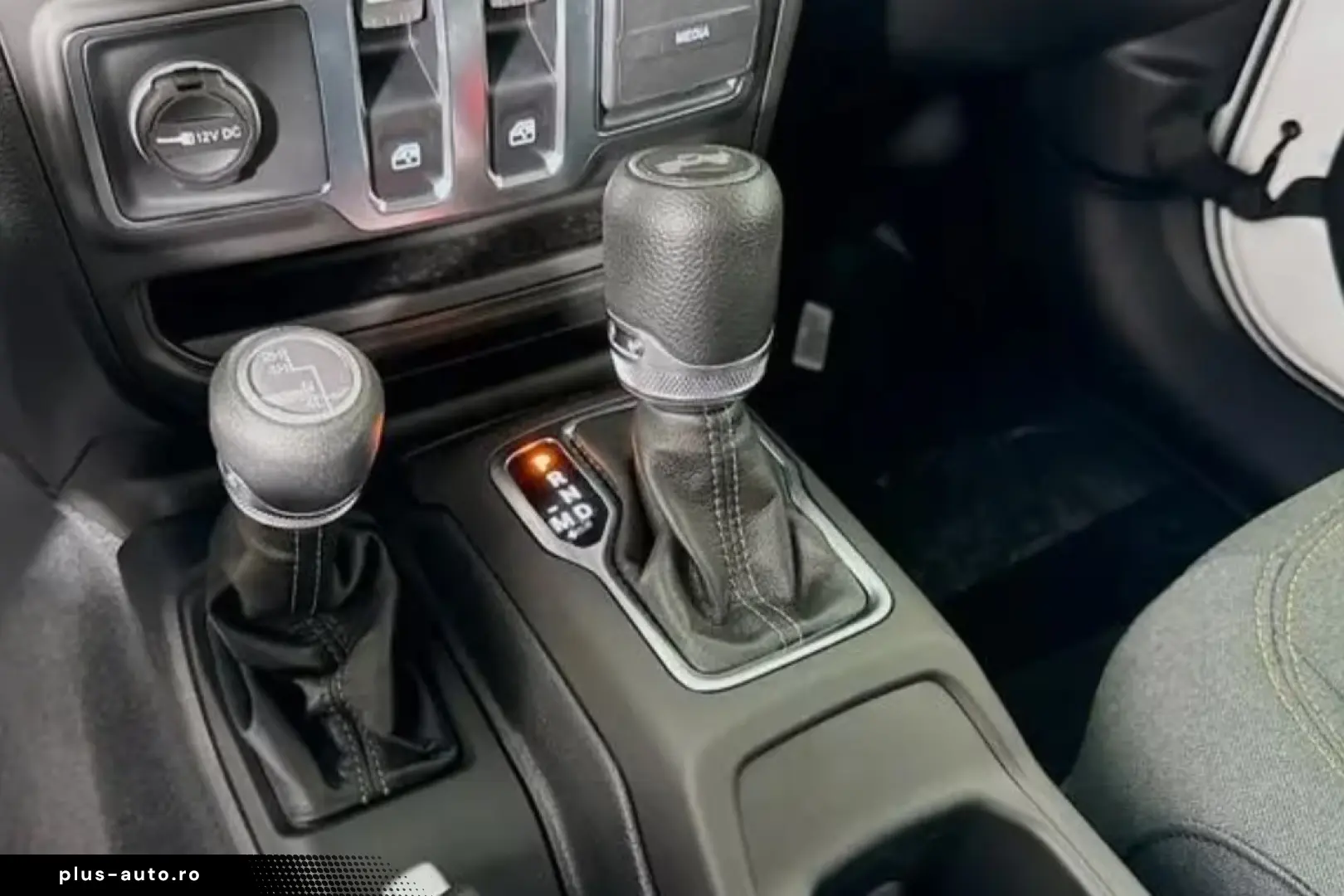 Jeep Wrangler Unlimited Sport 2.0T-GDI CarPlay