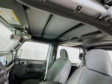 Jeep Wrangler Unlimited Sport 2.0T-GDI CarPlay