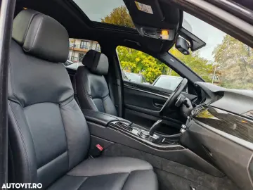 BMW Seria 5 520i Sport-Aut.