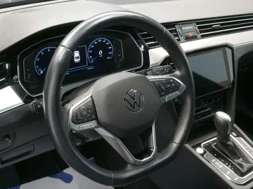 VW Passat Lim. Business 2.0 TSI