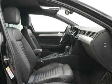 VW Passat Lim. Business 2.0 TSI