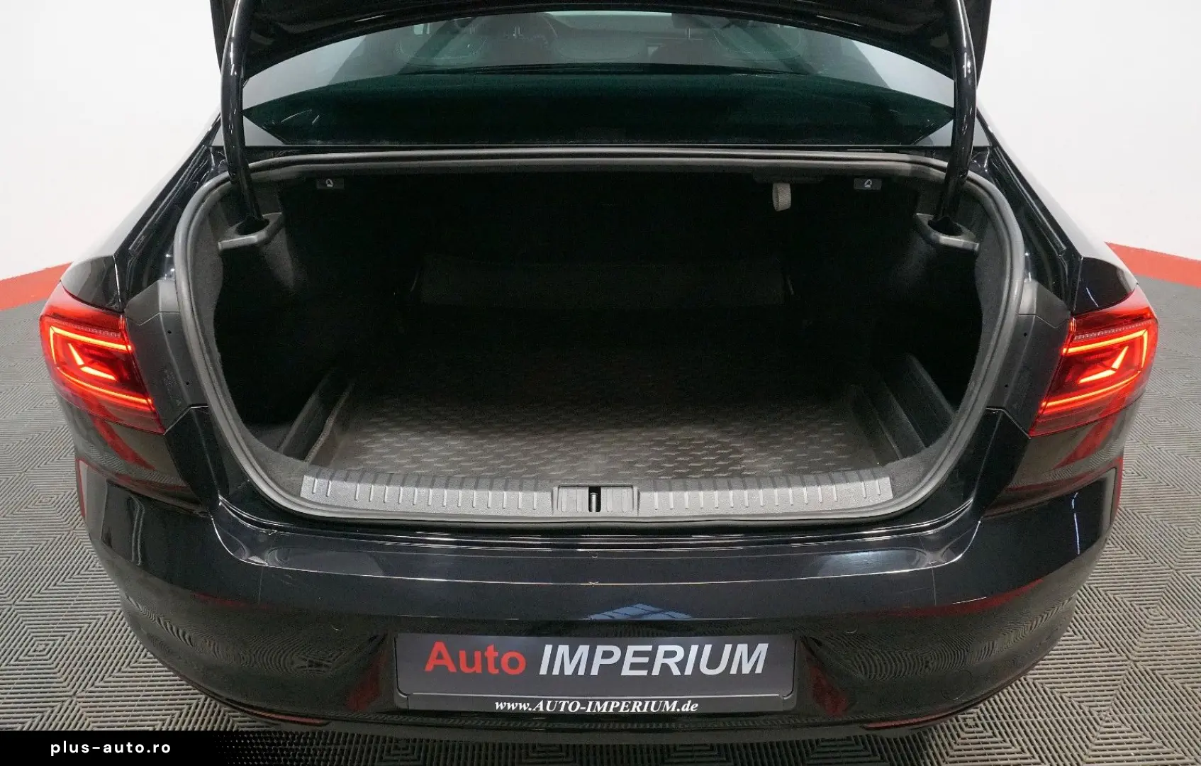 VW Passat Lim. Business 2.0 TSI