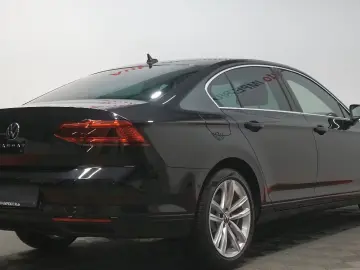 VW Passat Lim. Business 2.0 TSI