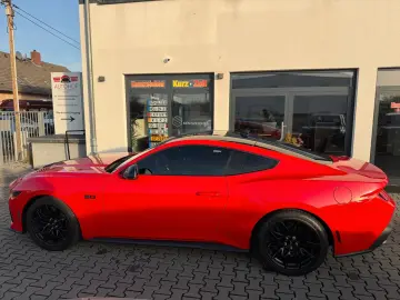 FORD Mustang Fastback 5.0 V8 Styling-Paket  VOLL