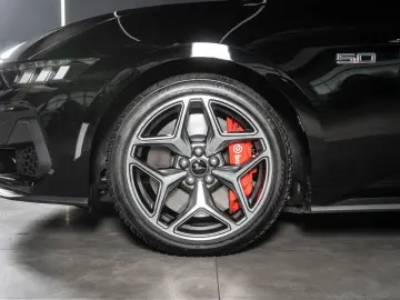 FORD Mustang GT 5.0 Ti-VCT V8 Fastback