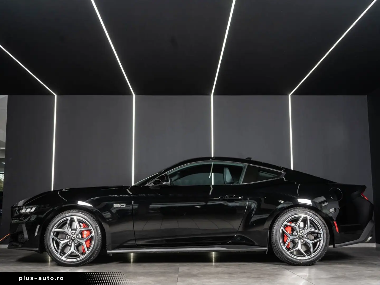 FORD Mustang GT 5.0 Ti-VCT V8 Fastback