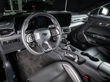 FORD Mustang GT 5.0 Ti-VCT V8 Fastback