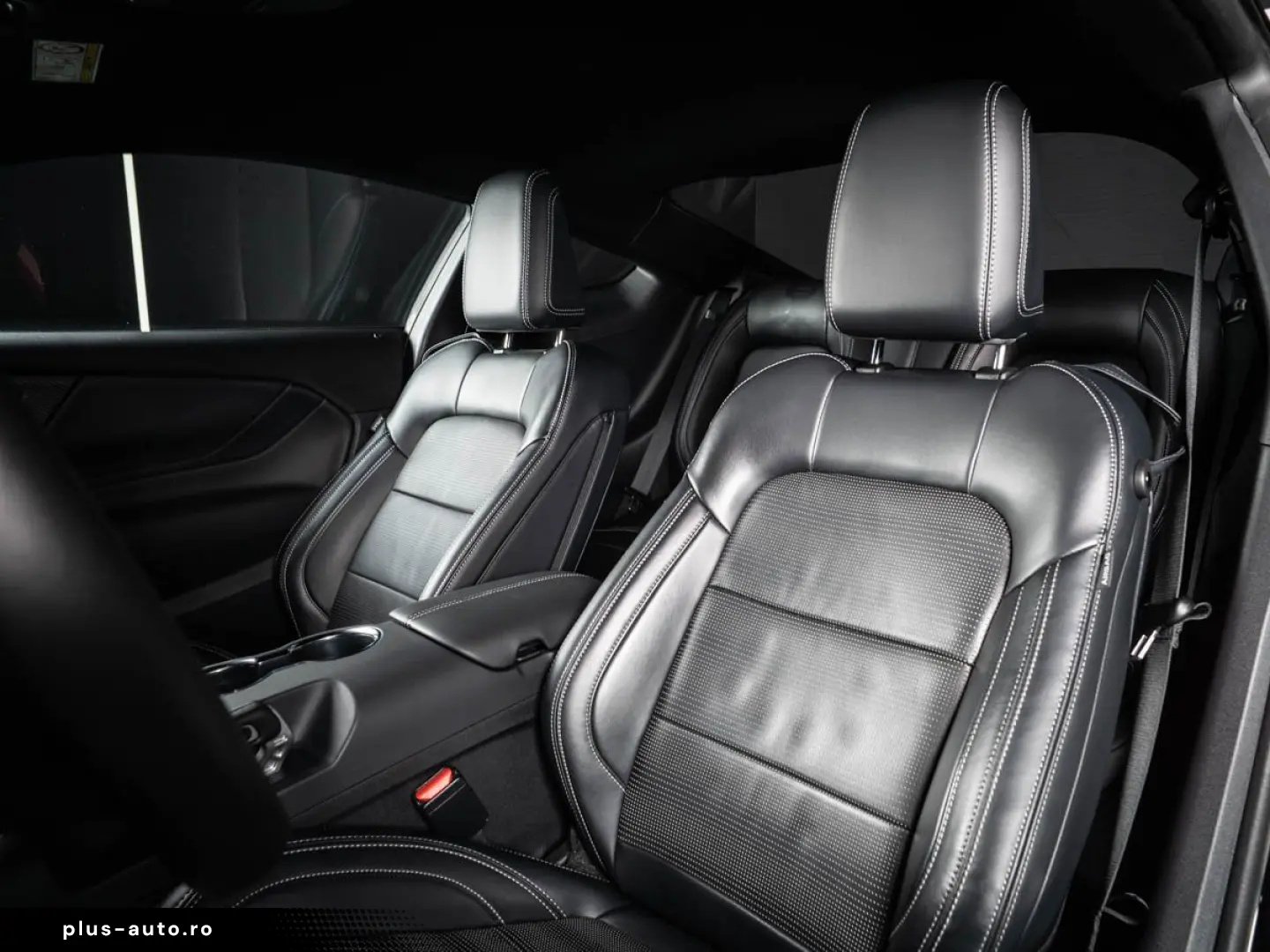 FORD Mustang GT 5.0 Ti-VCT V8 Fastback