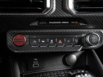 FORD Mustang GT 5.0 Ti-VCT V8 Fastback