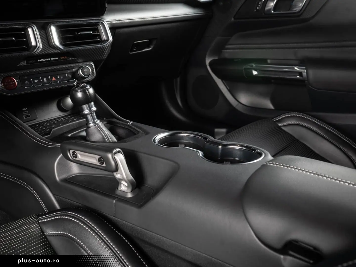 FORD Mustang GT 5.0 Ti-VCT V8 Fastback