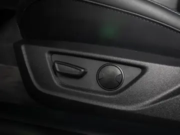 FORD Mustang GT 5.0 Ti-VCT V8 Fastback