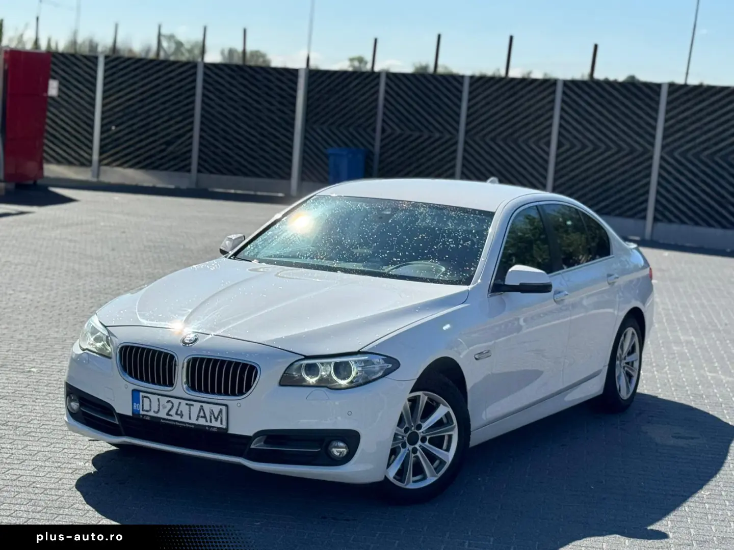 BMW Seria 5 F10 520d Facelift – 2014   184 CP   Automată