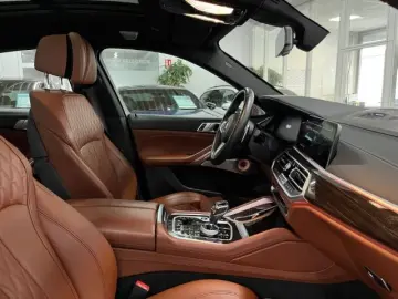 BMW X6 xDrive 40d A M Sport Pano AHK Bowers &Wilkins