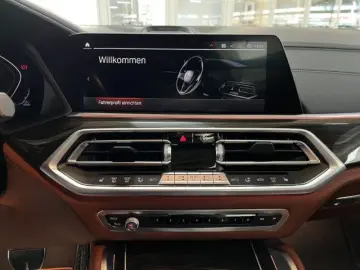 BMW X6 xDrive 40d A M Sport Pano AHK Bowers &Wilkins