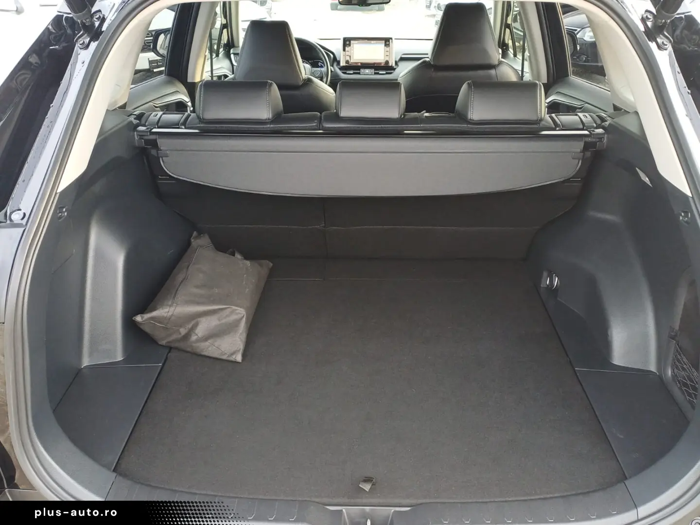 Toyota RAV 4 2.4 Hybrid 218 CP Luxury 4x4