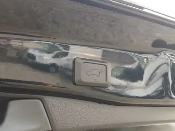 Toyota RAV 4 2.4 Hybrid 218 CP Luxury 4x4