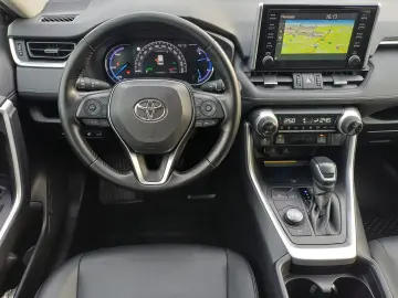 Toyota RAV 4 2.4 Hybrid 218 CP Luxury 4x4
