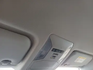 Toyota RAV 4 2.4 Hybrid 218 CP Luxury 4x4