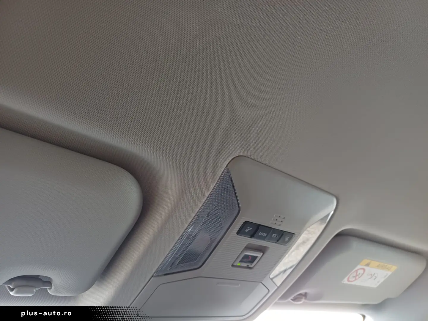 Toyota RAV 4 2.4 Hybrid 218 CP Luxury 4x4