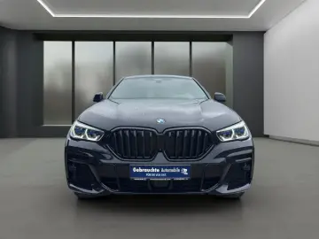 BMW X6 xDrive40d M-SPORT LASER HUD PANO B&W 20  AHK