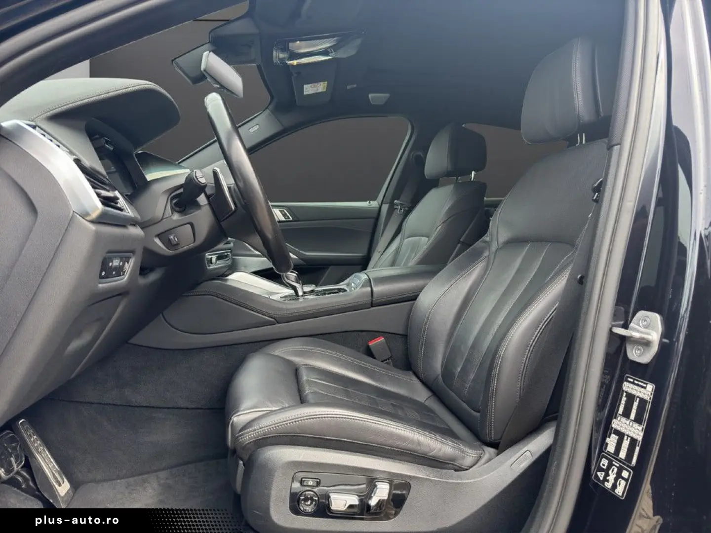 BMW X6 xDrive40d M-SPORT LASER HUD PANO B&W 20  AHK