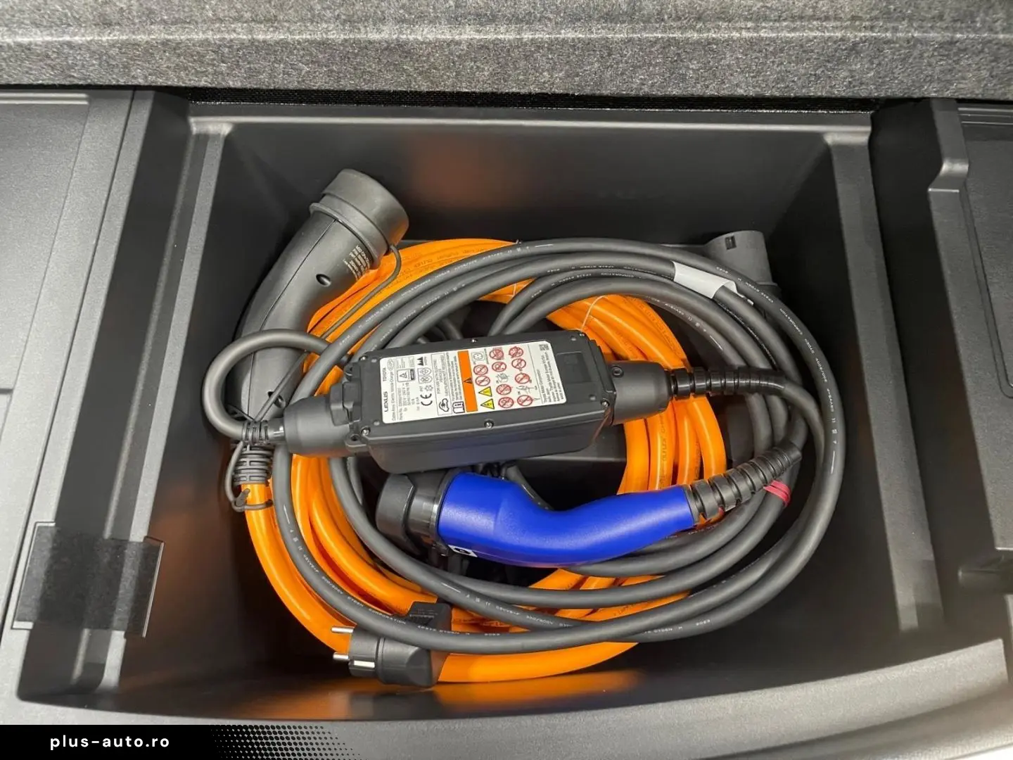 LEXUS NX 450h  Luxury Line E-FOUR ACC LEDER R.CAM MATR