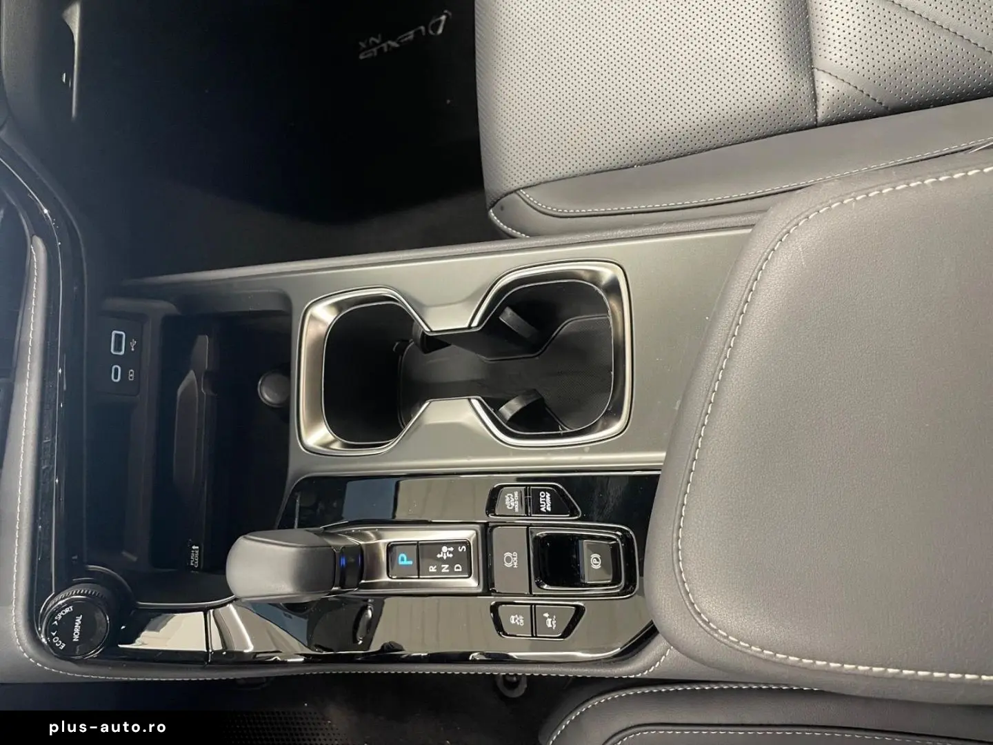 LEXUS NX 450h  Luxury Line E-FOUR ACC LEDER R.CAM MATR