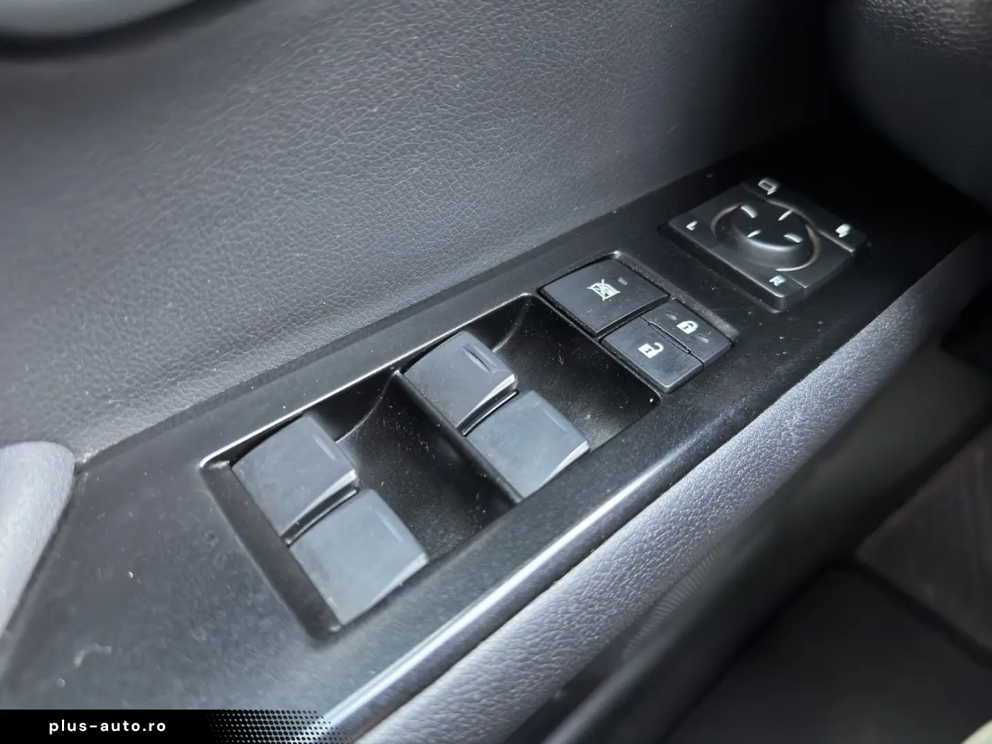 LEXUS UX 250h F-Sport D. 1HD SHZ CARPLAY