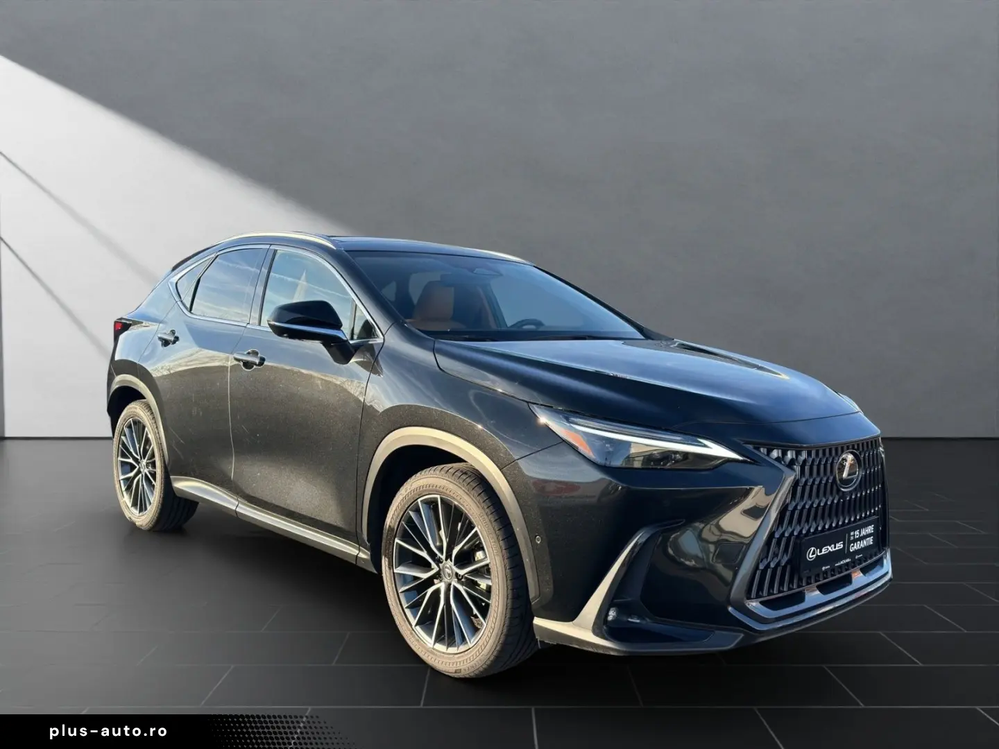 LEXUS NX 350h LUXURY MARK LEVINSON