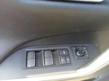 RAV 4 2.4 Hybrid 218 CP EXCLUSIVE 4x2