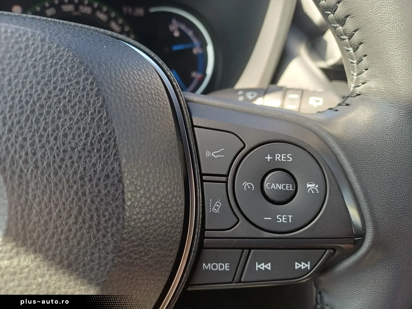 RAV 4 2.4 Hybrid 218 CP EXCLUSIVE 4x2