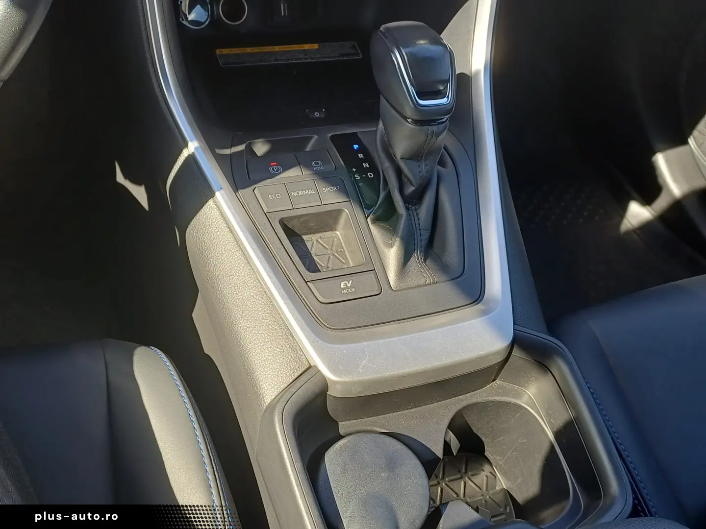 RAV 4 2.4 Hybrid 218 CP EXCLUSIVE 4x2