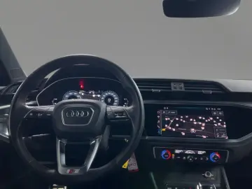 AUDI Q3 Sportback 45 TFSI e S line S tronic Navi Schi