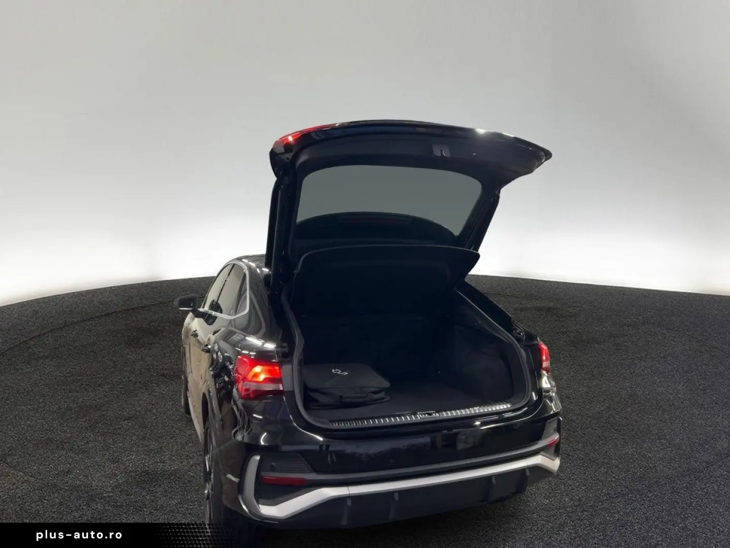 AUDI Q3 Sportback 45 TFSI e S line S tronic Navi Schi