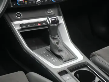 AUDI Q3 Sportback e S line PANO SONOS LEDER CARPLAY