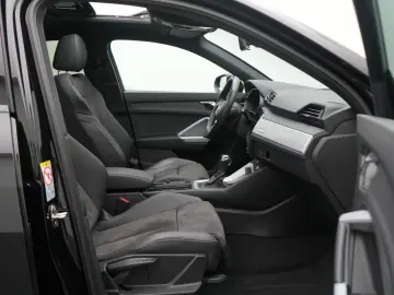 AUDI Q3 Sportback e S line PANO SONOS LEDER CARPLAY