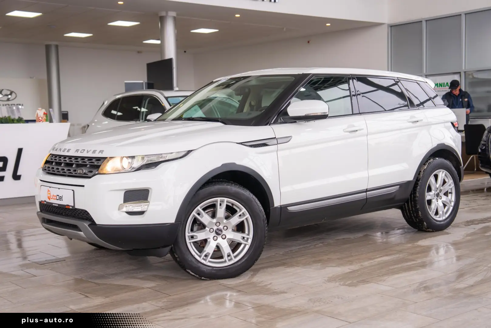 Land Rover Range Rover Evoque 2.2 TD4 4x4 Automat SE