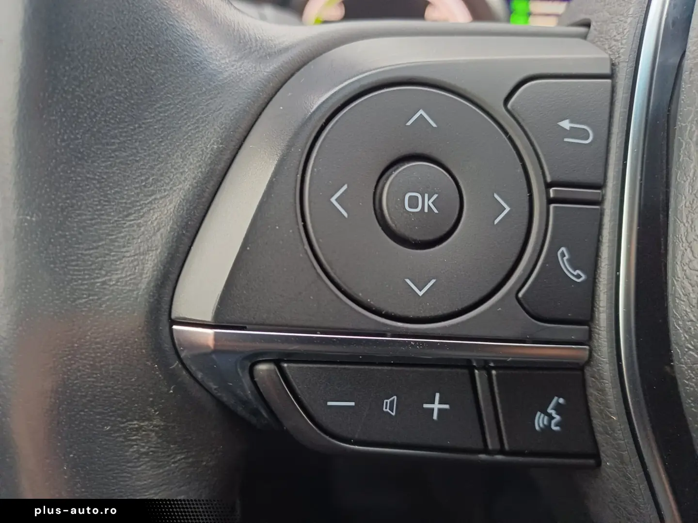 TOYOTA CAMRY 2.5 Hybrid 218 CP Dynamic