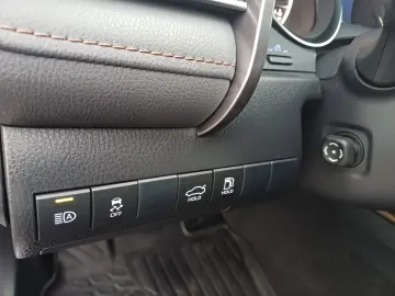 TOYOTA CAMRY 2.5 Hybrid 218 CP Dynamic